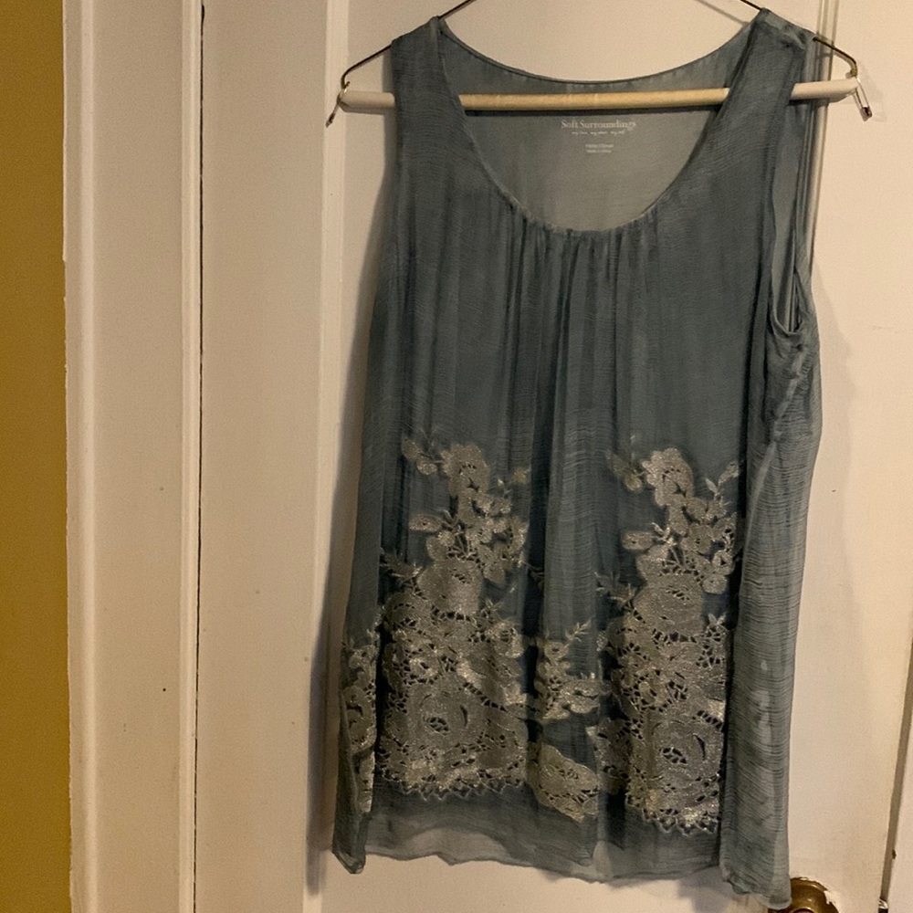 Soft Surrounding sleeveless shirt